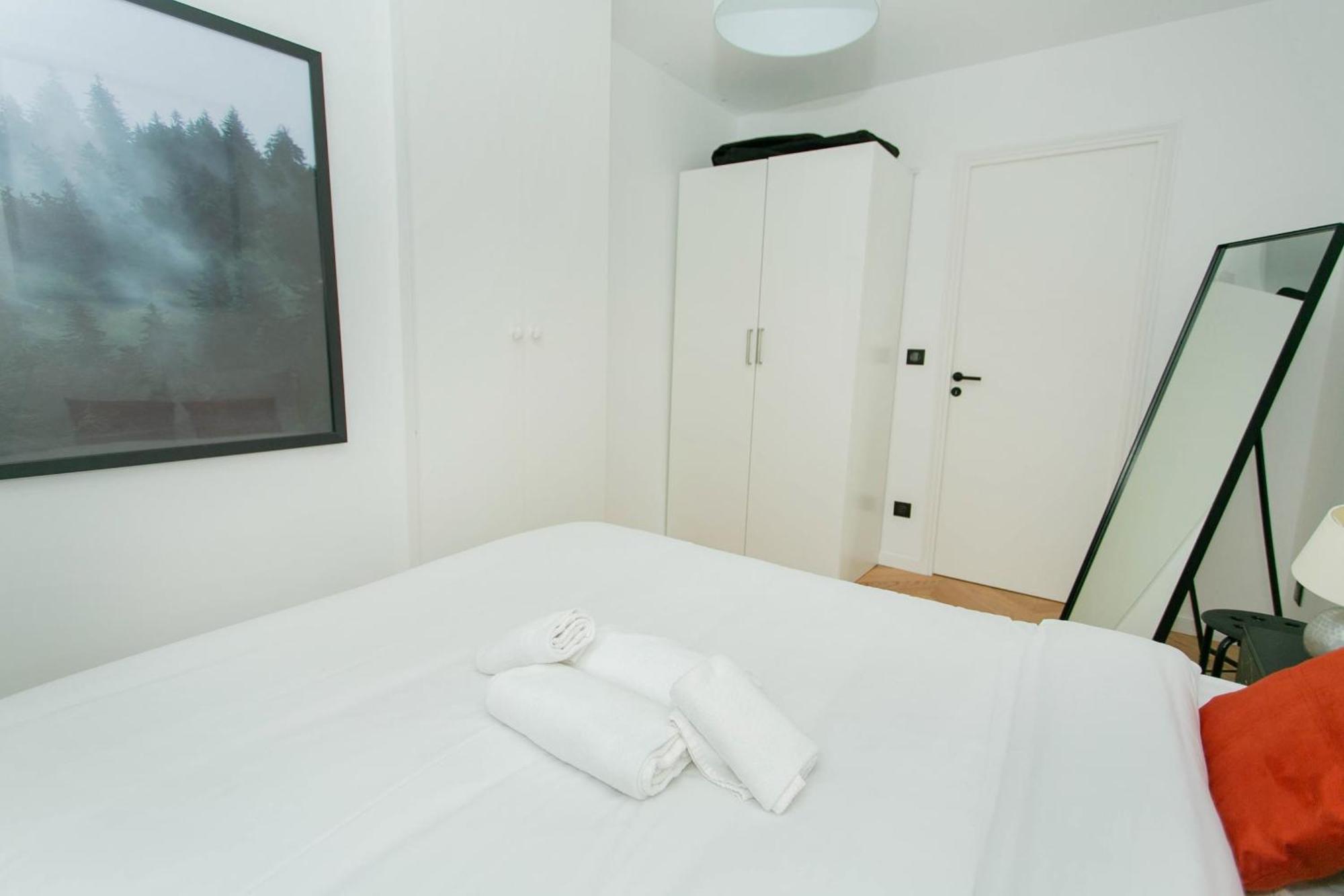 Haussmann - 2Br Near Champs-Elysees - Cityapartmentstay Paris Exterior foto